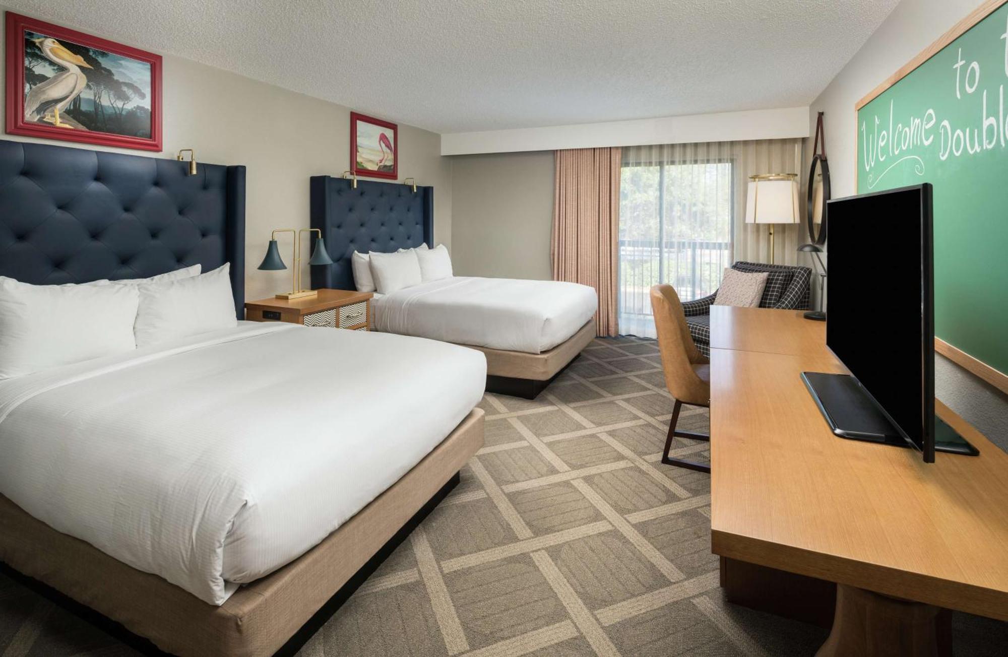 Doubletree By Hilton Gainesville Bagian luar foto